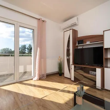 Apartament Iva & Luca *