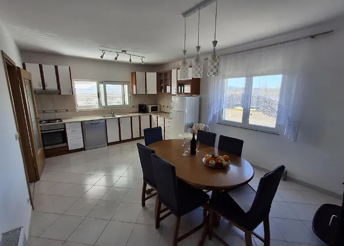 Апартаменты Iva & Luca *